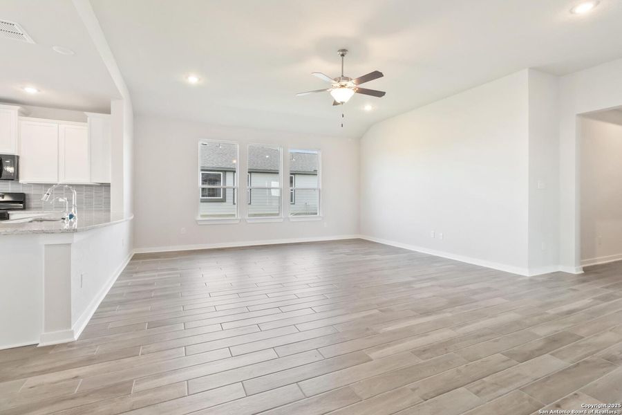 Image 30 of a home in Bonita Vista. Image 30 of a home in Bonita Vista.