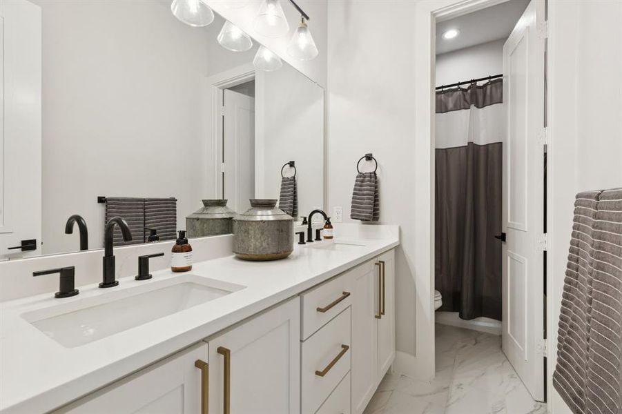 Furnished interior view inside a new home in , Gunter (Image 23). Furnished interior view inside a new home in , Gunter (Image 23).