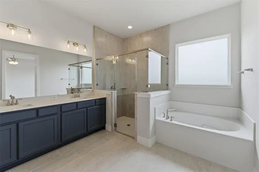 Furnished interior view inside a new home in Fannin Ranch, Leonard (Image 10).