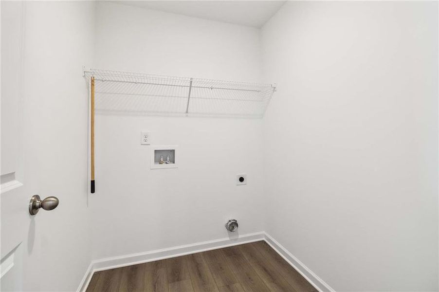 Spacious, unfurnished interior of a new home in Eastlyn Crossing, Flowery Branch (Image 25). Spacious, unfurnished interior of a new home in Eastlyn Crossing, Flowery Branch (Image 25).