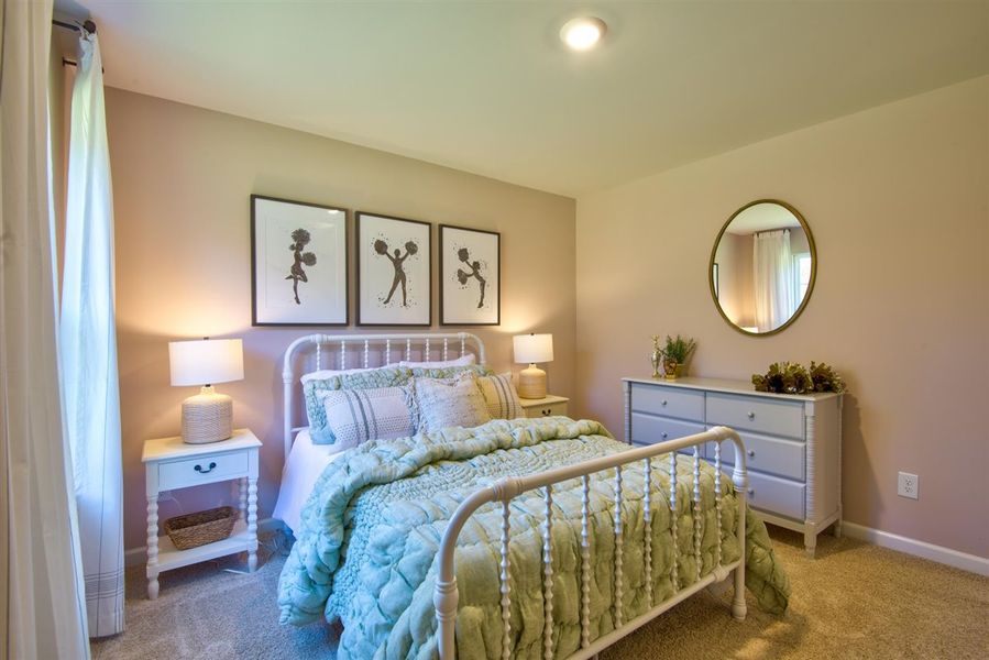 Representative furnished interior of a home built from the HAYDEN by D.R. Horton in Raven Ridge, Lexington (Image 38).