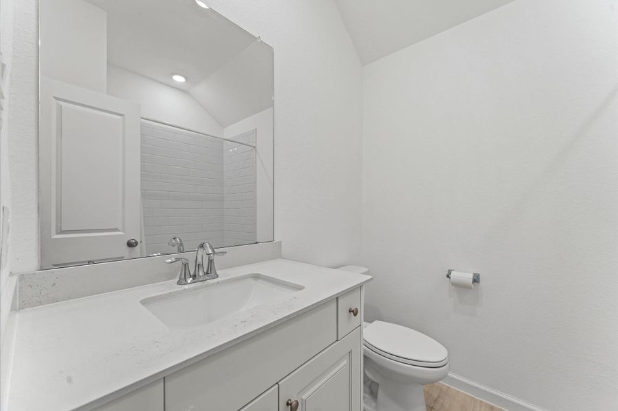 Furnished interior view inside a new home in Kingwood-Royal Brook: Bristol Collection, Porter (Image 9). Furnished interior view inside a new home in Kingwood-Royal Brook: Bristol Collection, Porter (Image 9).