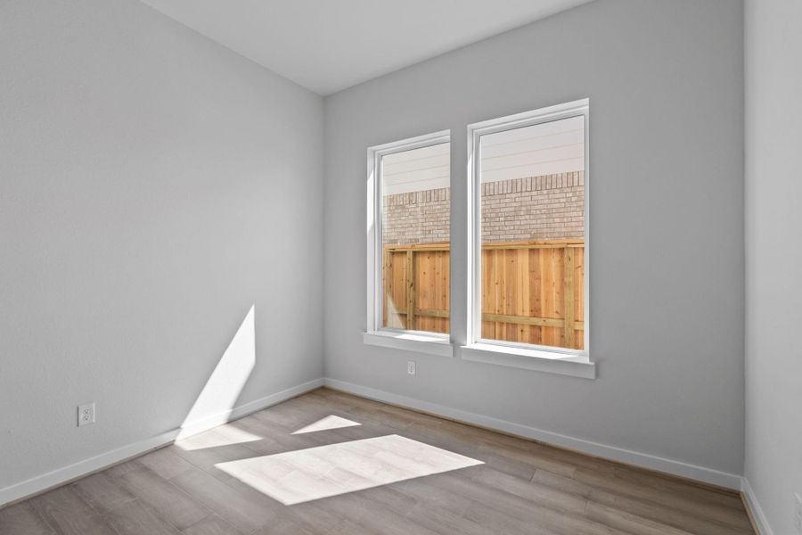 Spacious, unfurnished interior of a new home in Sienna 45', 50', Missouri City (Image 17).