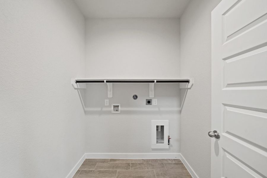 Spacious, unfurnished interior of a new home in Grand Oaks Village, Houston (Image 22). Spacious, unfurnished interior of a new home in Grand Oaks Village, Houston (Image 22).