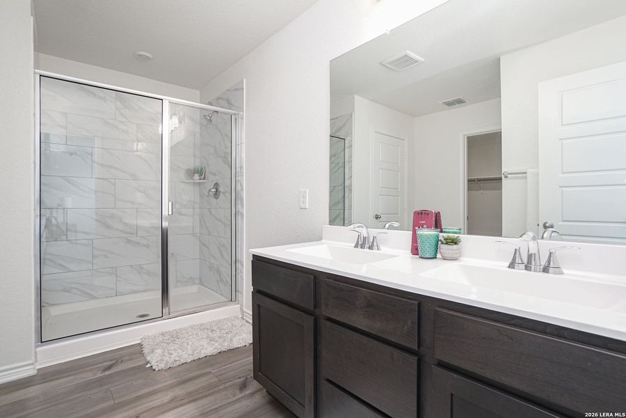 Furnished interior view inside a new home in Parklands, Schertz (Image 5).