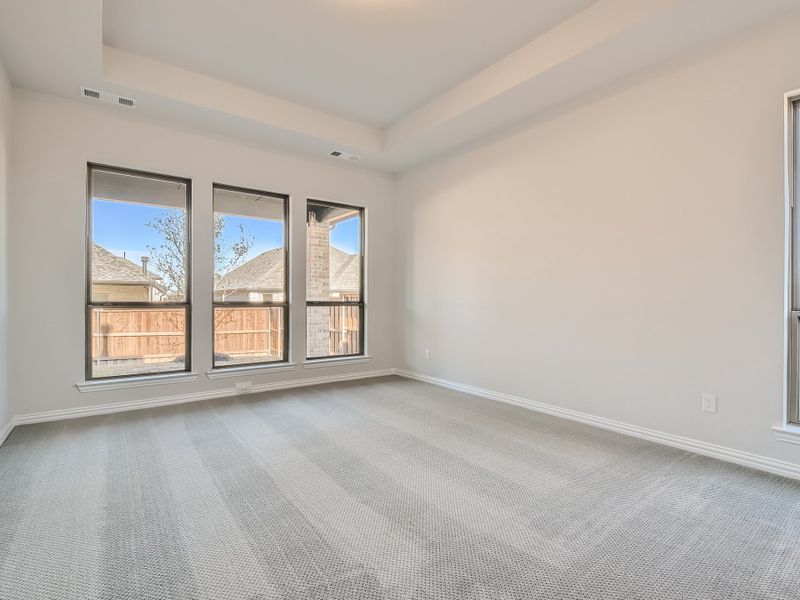 Plan 1533 Main Bedroom Representative Photo by American Legend Homes