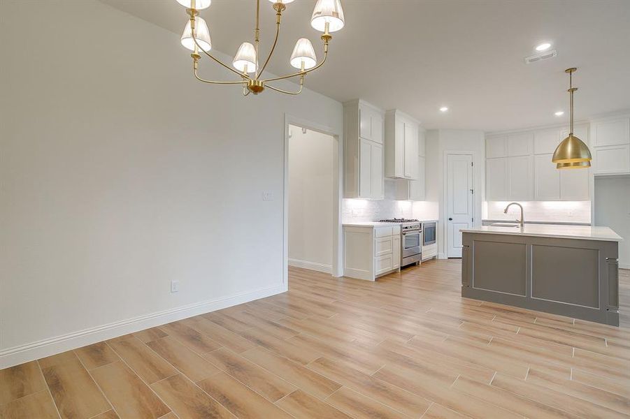 Spacious, unfurnished interior of a new home in , Benbrook (Image 32).