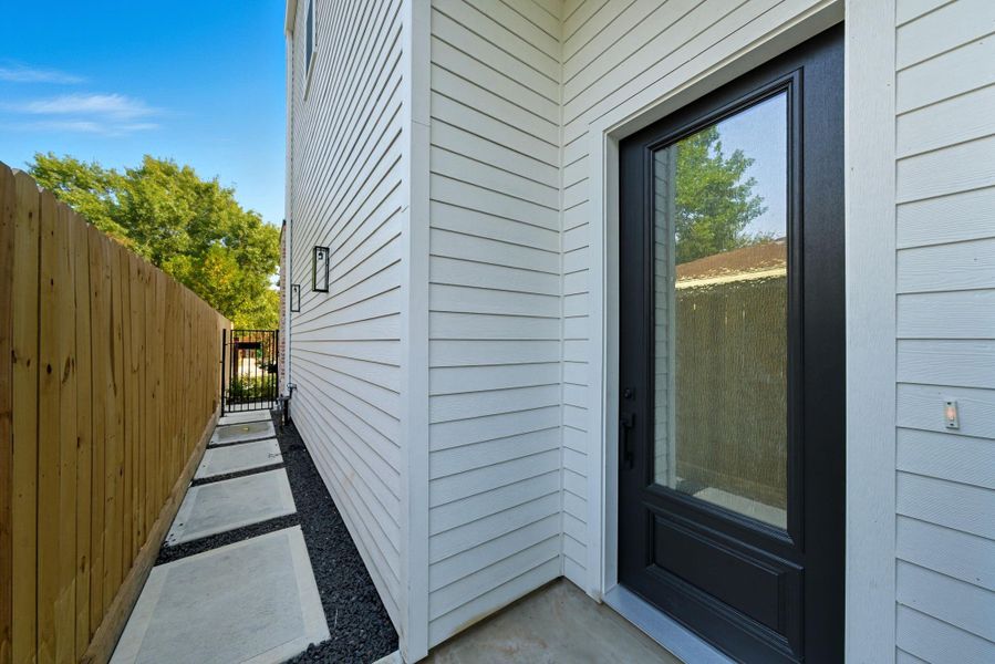 Exterior details and patio area of a home in , Houston (Image 24).