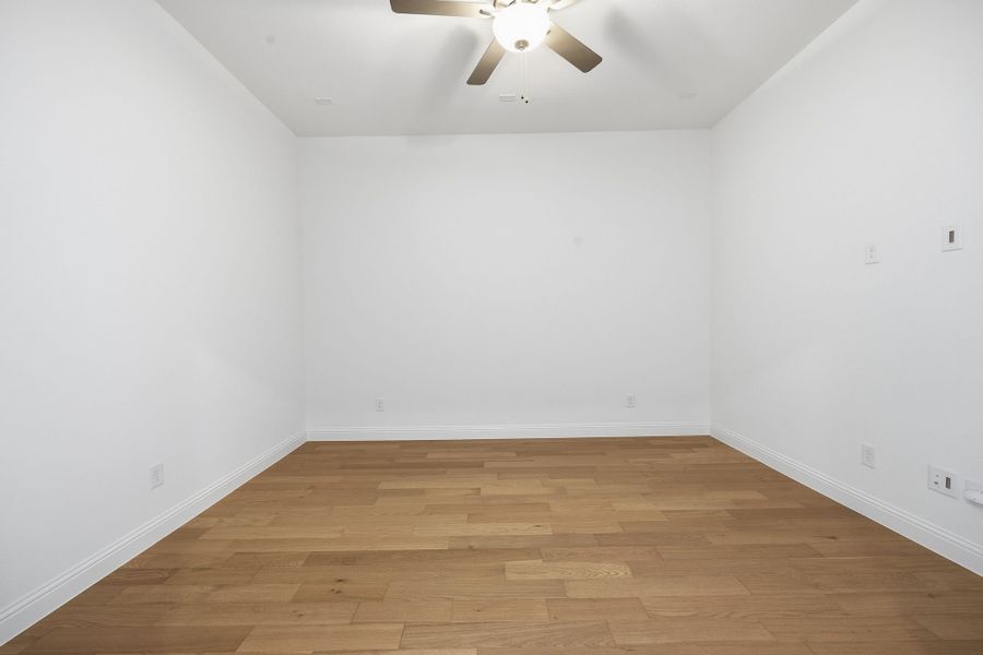 Spacious, unfurnished interior of a new home in Highland Crossing, Celina (Image 25).