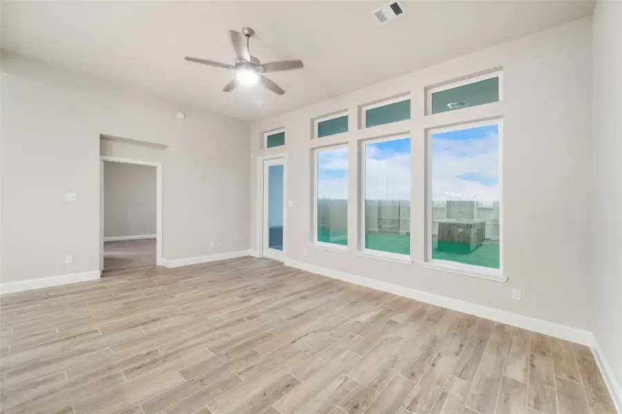 Spacious, unfurnished interior of a new home in Bridgeland: Signature Collection, Cypress (Image 15).