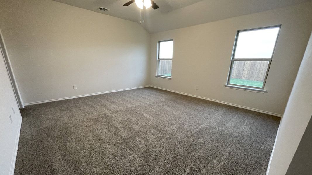 Spacious, unfurnished interior of a new home in Waverly Estates, Josephine (Image 9).