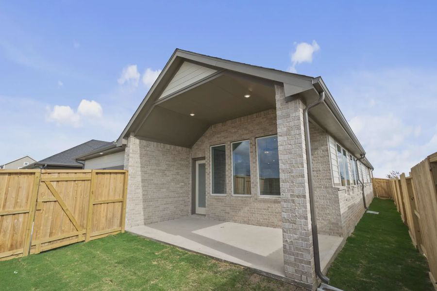 Representative exterior details of a home built from the Nicklaus by Chesmar Homes in Riceland Alley Loads, Mont Belvieu (Image 35).
