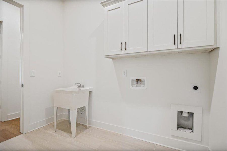 Furnished interior view inside a new home in , Cumming (Image 6).