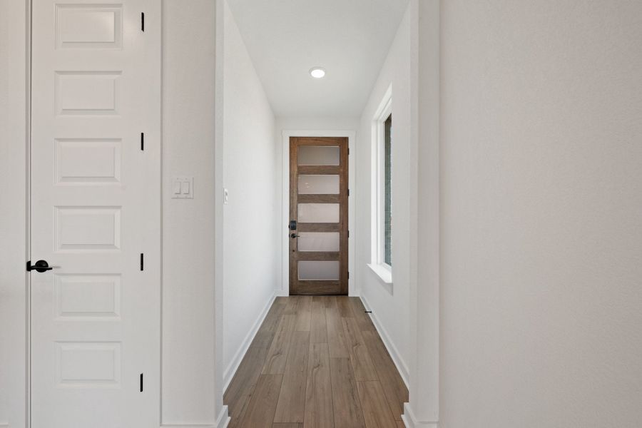 Spacious, unfurnished interior of a new home in Flora, Hutto (Image 18).