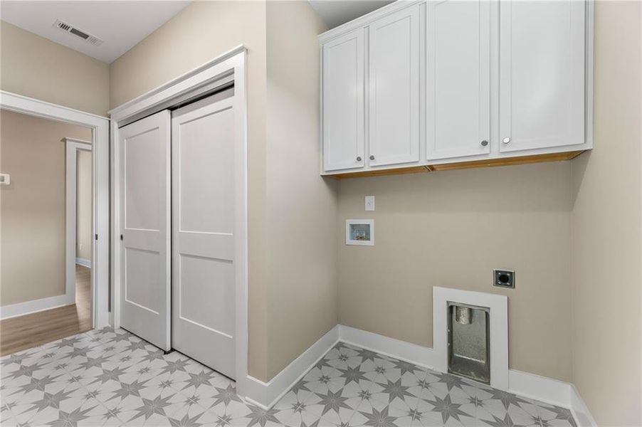 Spacious, unfurnished interior of a new home in The Courtyards by The Manor, Alpharetta (Image 27). Spacious, unfurnished interior of a new home in The Courtyards by The Manor, Alpharetta (Image 27).