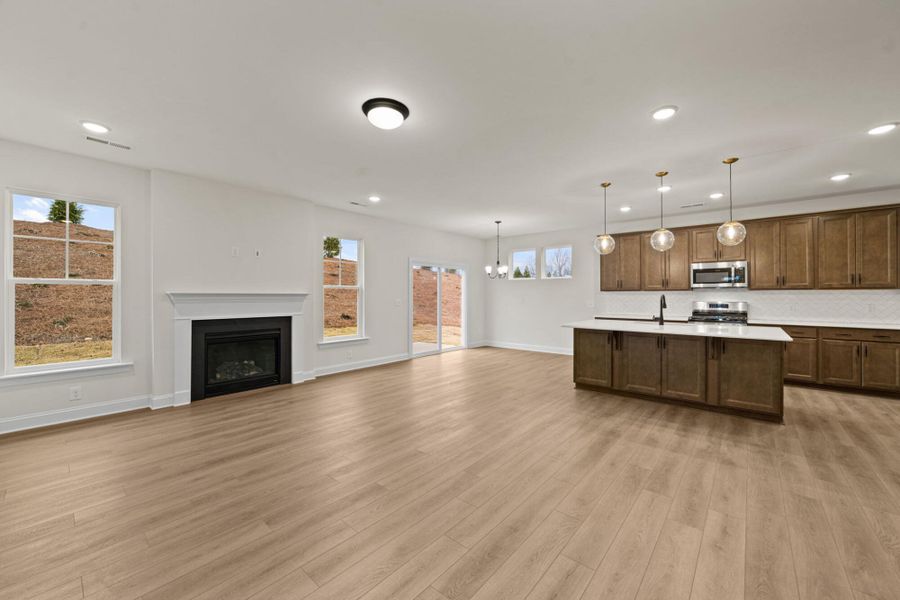 Spacious, unfurnished interior of a new home in Pisgah Park, Kernersville (Image 30).