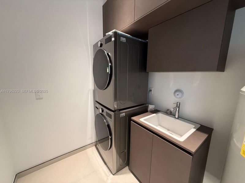 Furnished interior view inside a new home in , Miami (Image 17).