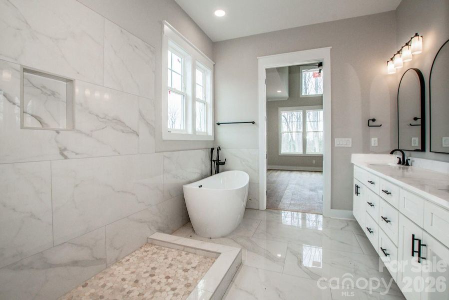 Furnished interior view inside a new home in , Lincolnton (Image 17).