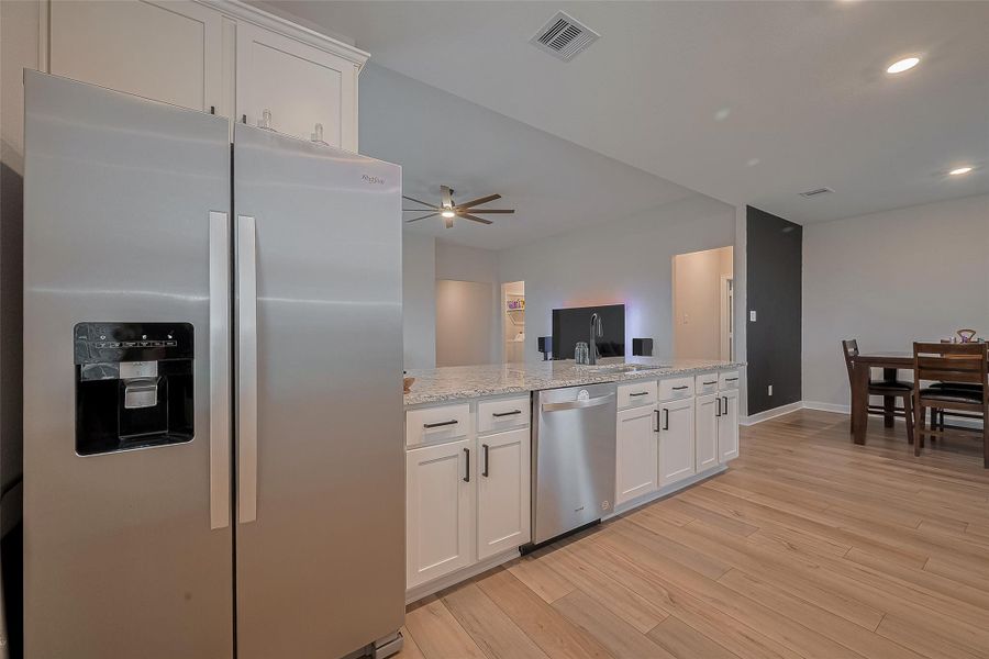 Furnished interior view inside a new home in , Santa Fe (Image 4). Furnished interior view inside a new home in , Santa Fe (Image 4).
