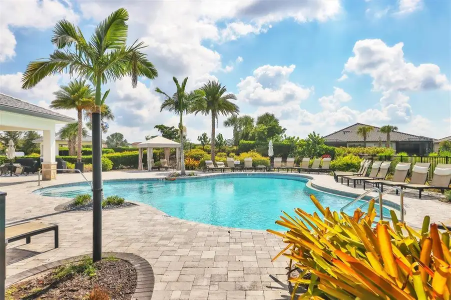 Community amenities in Esplanade at Azario Lakewood Ranch, Bradenton (Image 41). Community amenities in Esplanade at Azario Lakewood Ranch, Bradenton (Image 41).