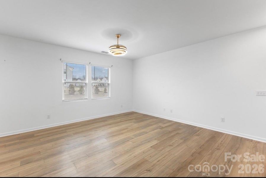 Spacious, unfurnished interior of a new home in Spring Meadow, Concord (Image 14).