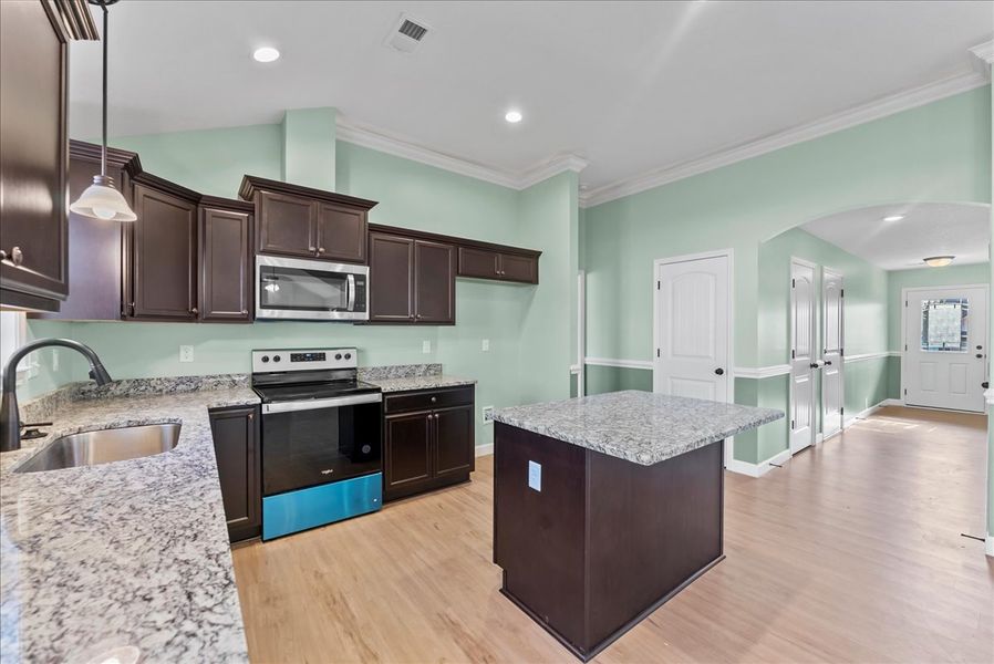 Representative furnished interior of a home built from the Rozlynn by Enchanted Homes in New Prospect Haven, Inman (Image 8).