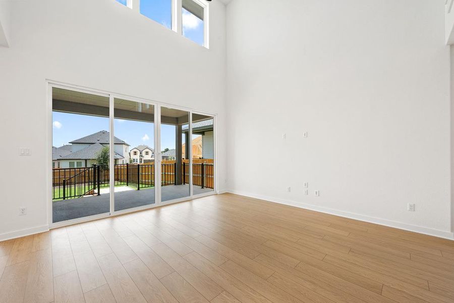 Spacious, unfurnished interior of a new home in Heritage, Dripping Springs (Image 20). Spacious, unfurnished interior of a new home in Heritage, Dripping Springs (Image 20).