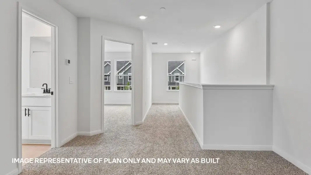 Spacious, unfurnished interior of a new home in Avery Centre, Round Rock (Image 45).