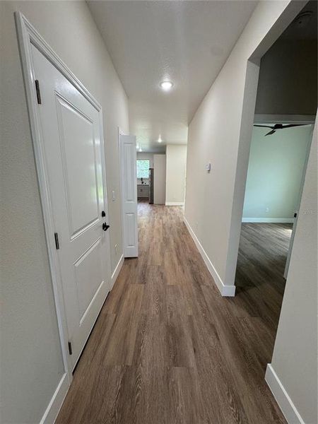 Spacious, unfurnished interior of a new home in , Auburndale (Image 17).