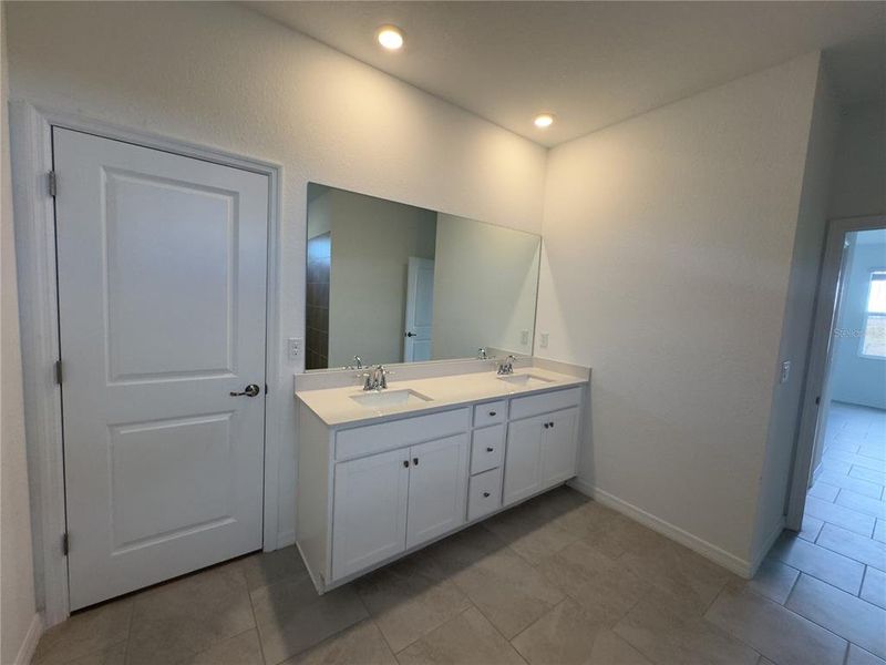 Furnished interior view inside a new home in Rye Ranch: Executive Homes, Parrish (Image 8). Furnished interior view inside a new home in Rye Ranch: Executive Homes, Parrish (Image 8).