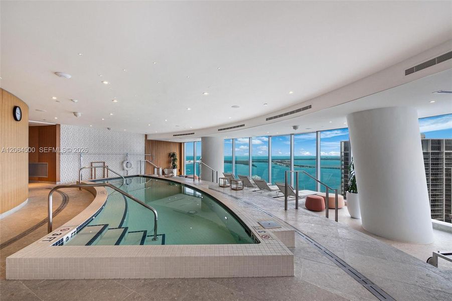 Floor 53-Indoor Pool. Floor 53-Indoor Pool.