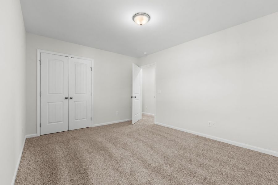 Spacious, unfurnished interior of a new home in McAllister Pointe, Richmond Hill (Image 18).