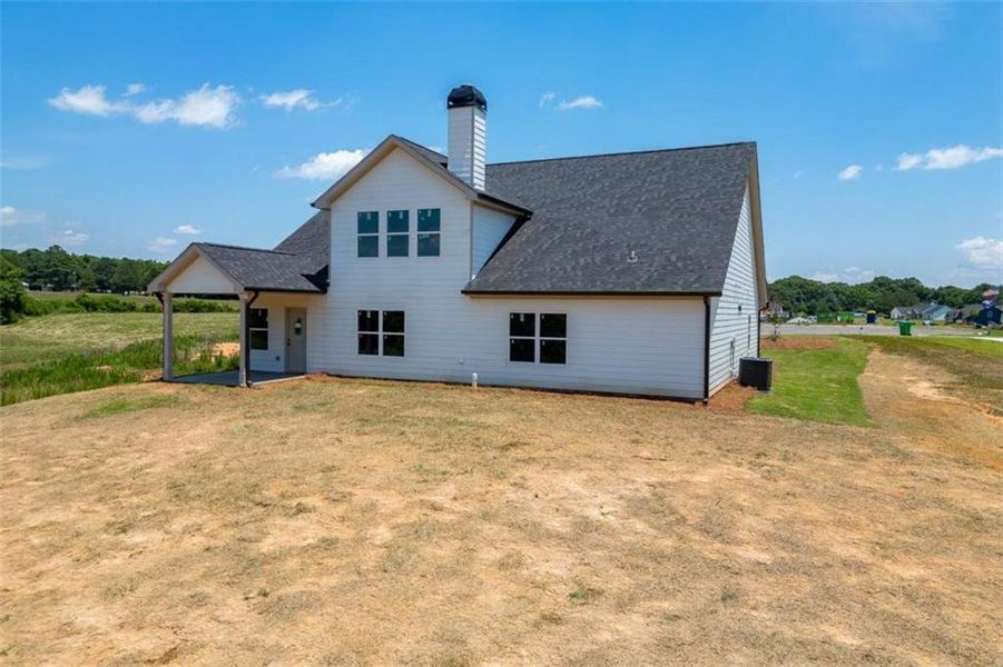 Exterior details and patio area of a home in , Hartwell (Image 3).