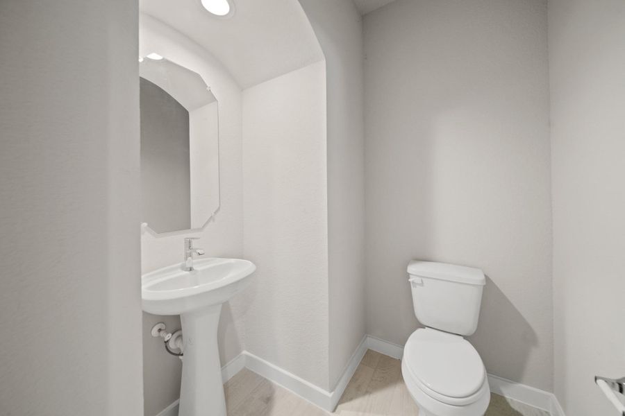 Image 34 of a home in Beacon Hill.