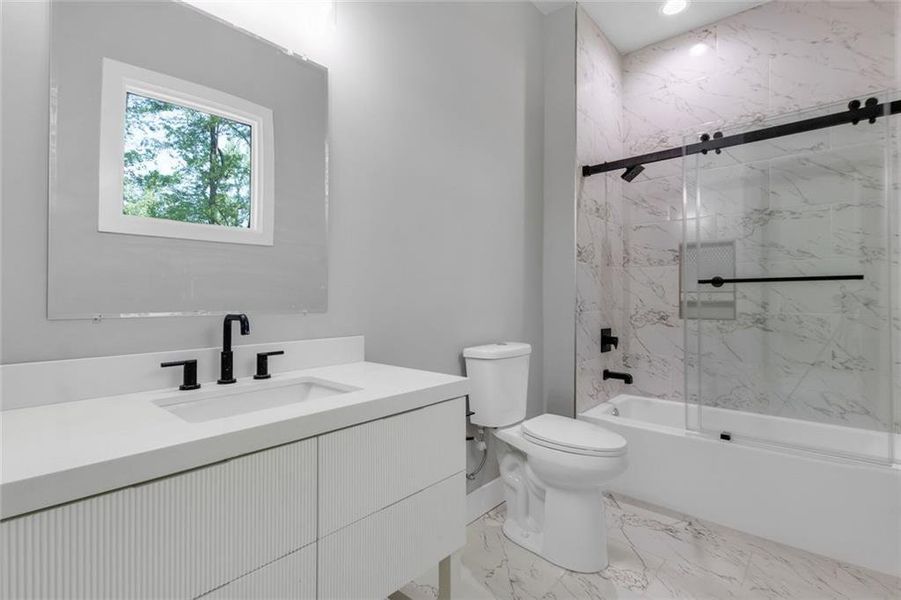 Furnished interior view inside a new home in , Roswell (Image 48).