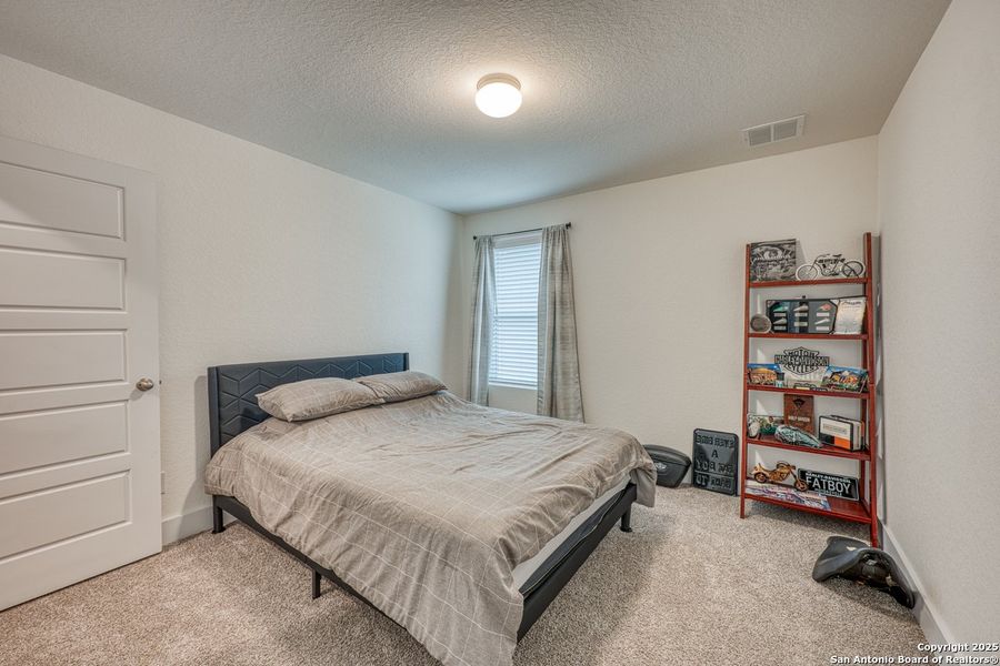 Furnished interior view inside a new home in Hunters Ranch, San Antonio (Image 46). Furnished interior view inside a new home in Hunters Ranch, San Antonio (Image 46).