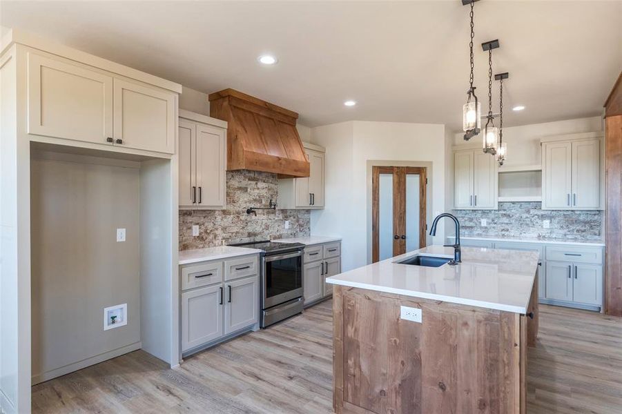 Furnished interior view inside a new home in , Abilene (Image 6).