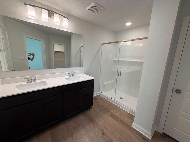 Furnished interior view inside a new home in Sterling Ridge, Huntsville (Image 3). Furnished interior view inside a new home in Sterling Ridge, Huntsville (Image 3).