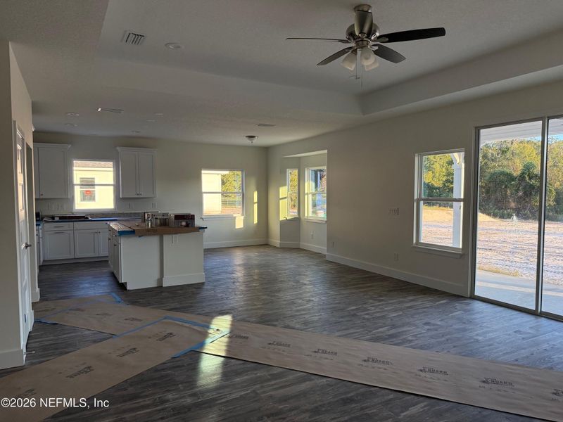 Spacious, unfurnished interior of a new home in , Melrose (Image 4).