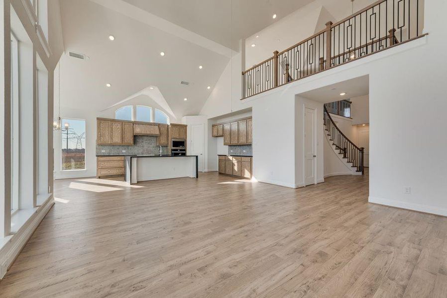 Spacious, unfurnished interior of a new home in Cedar Ridge Estates, Grand Prairie (Image 24). Spacious, unfurnished interior of a new home in Cedar Ridge Estates, Grand Prairie (Image 24).