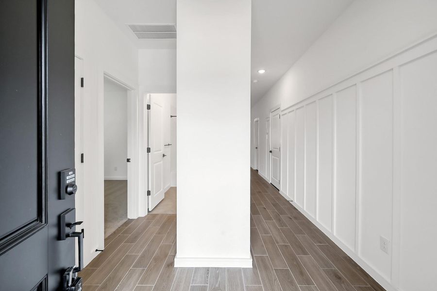 Spacious, unfurnished interior of a new home in Aspire at The Reserve at Huntsville, Huntsville (Image 13). Spacious, unfurnished interior of a new home in Aspire at The Reserve at Huntsville, Huntsville (Image 13).