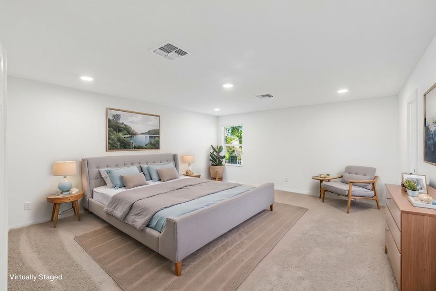 Owner's Suite - Virtually Staged