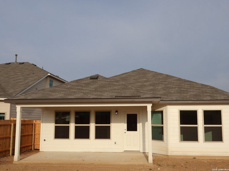 Exterior details and patio area of a home in Agave, San Antonio (Image 4).