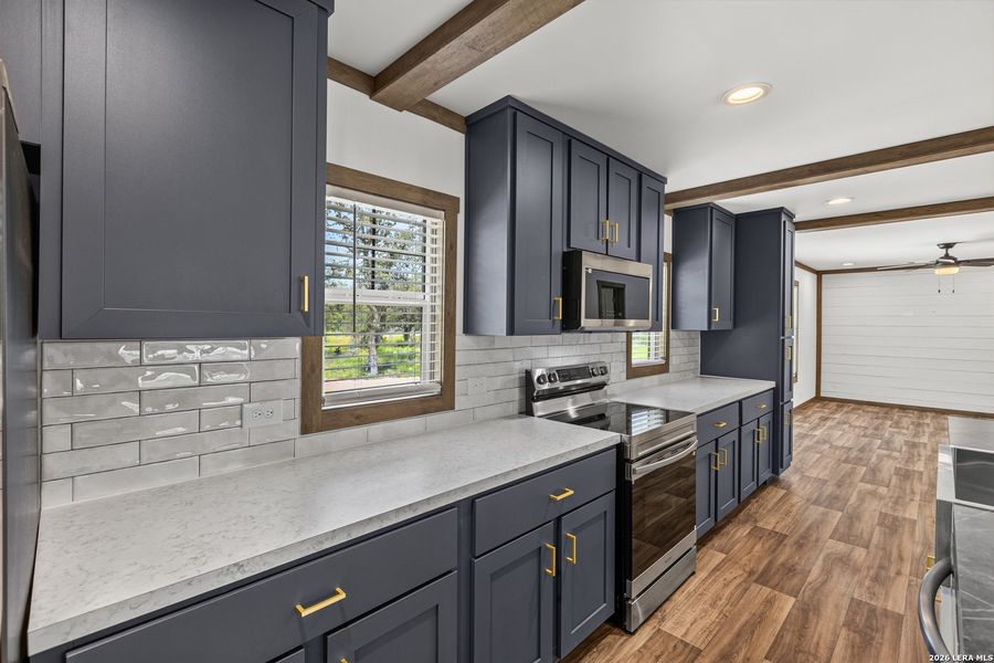 Furnished interior view inside a new home in , La Vernia (Image 4).