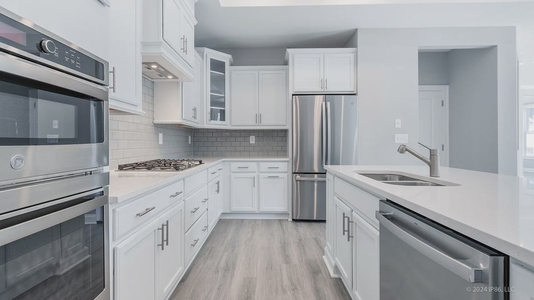 Representative furnished interior of a home built from the Palazzo by Epcon Communities in The Courtyards by The Manor, Alpharetta (Image 19).