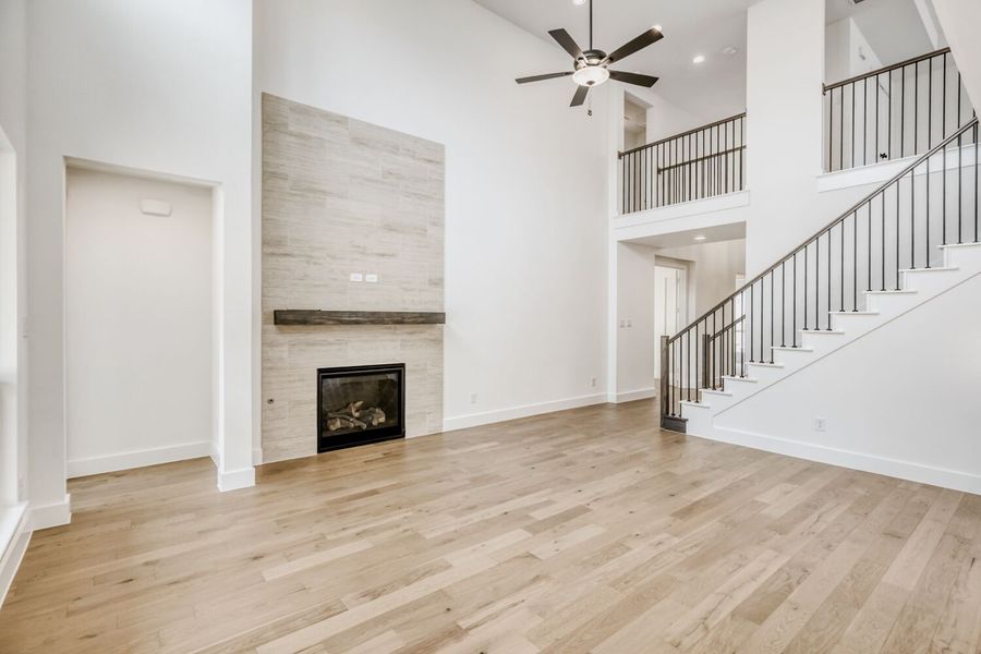 3121 Lacebark - Living Area