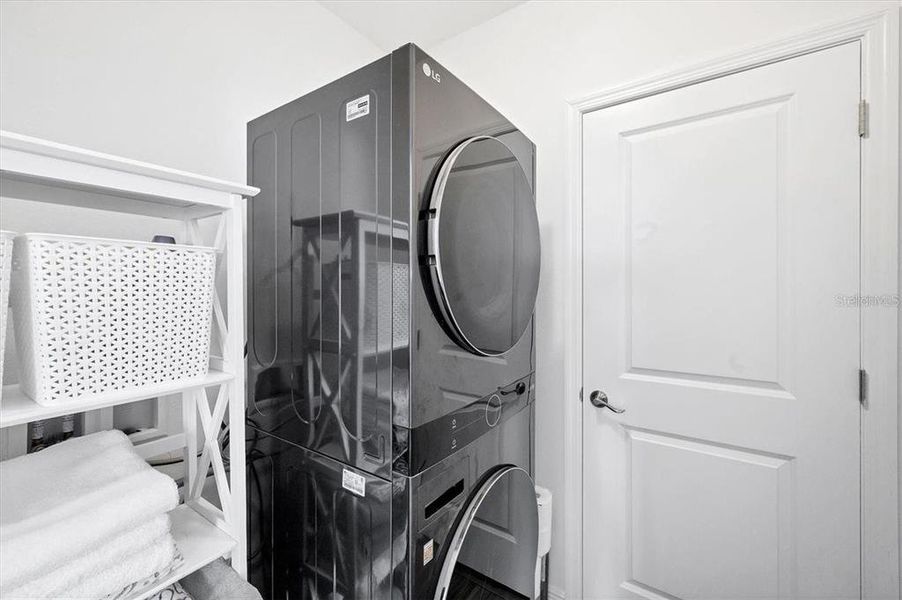 Furnished interior view inside a new home in , Sarasota (Image 53).
