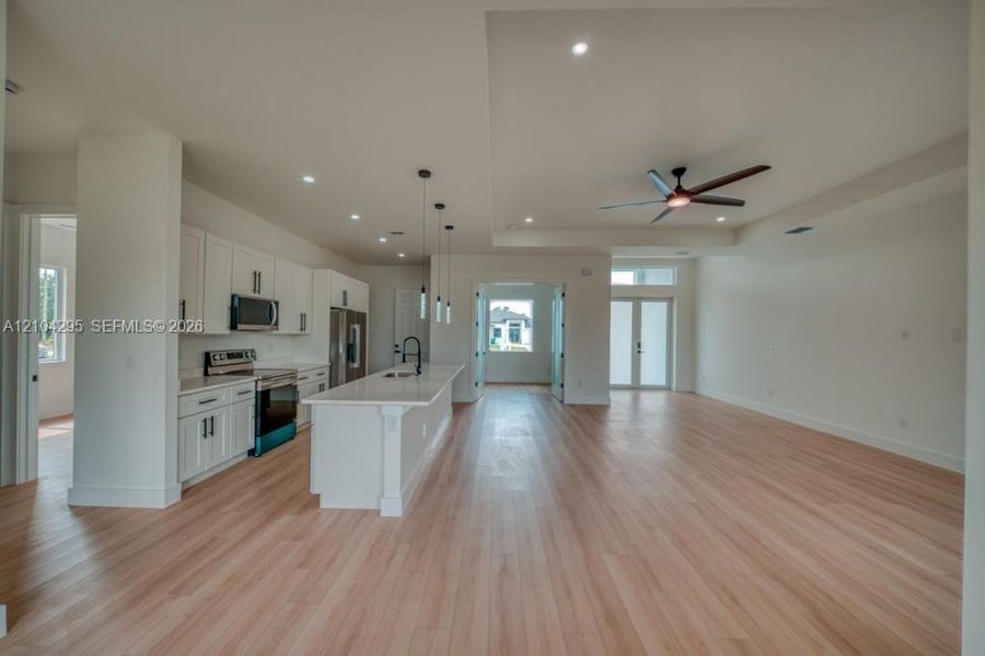 Spacious, unfurnished interior of a new home in , Placida (Image 51). Spacious, unfurnished interior of a new home in , Placida (Image 51).