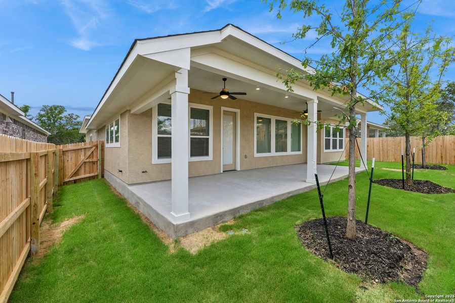 Front exterior of a new home in Davis Ranch 60', San Antonio, TX, highlighting curb appeal (Image 1). Front exterior of a new home in Davis Ranch 60', San Antonio, TX, highlighting curb appeal (Image 1).