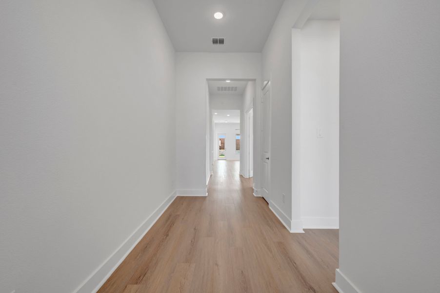 Spacious, unfurnished interior of a new home in LaPrelle, Haslet (Image 14).